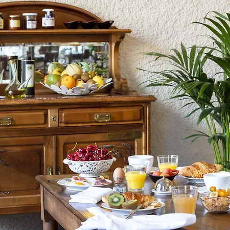 La Chaumiere 3*