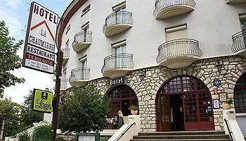 La Chaumiere