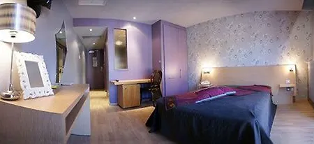 La Chaumiere