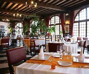 Hotel La Chaumiere 3*